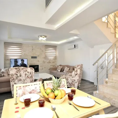 Villa Falkon Hill *